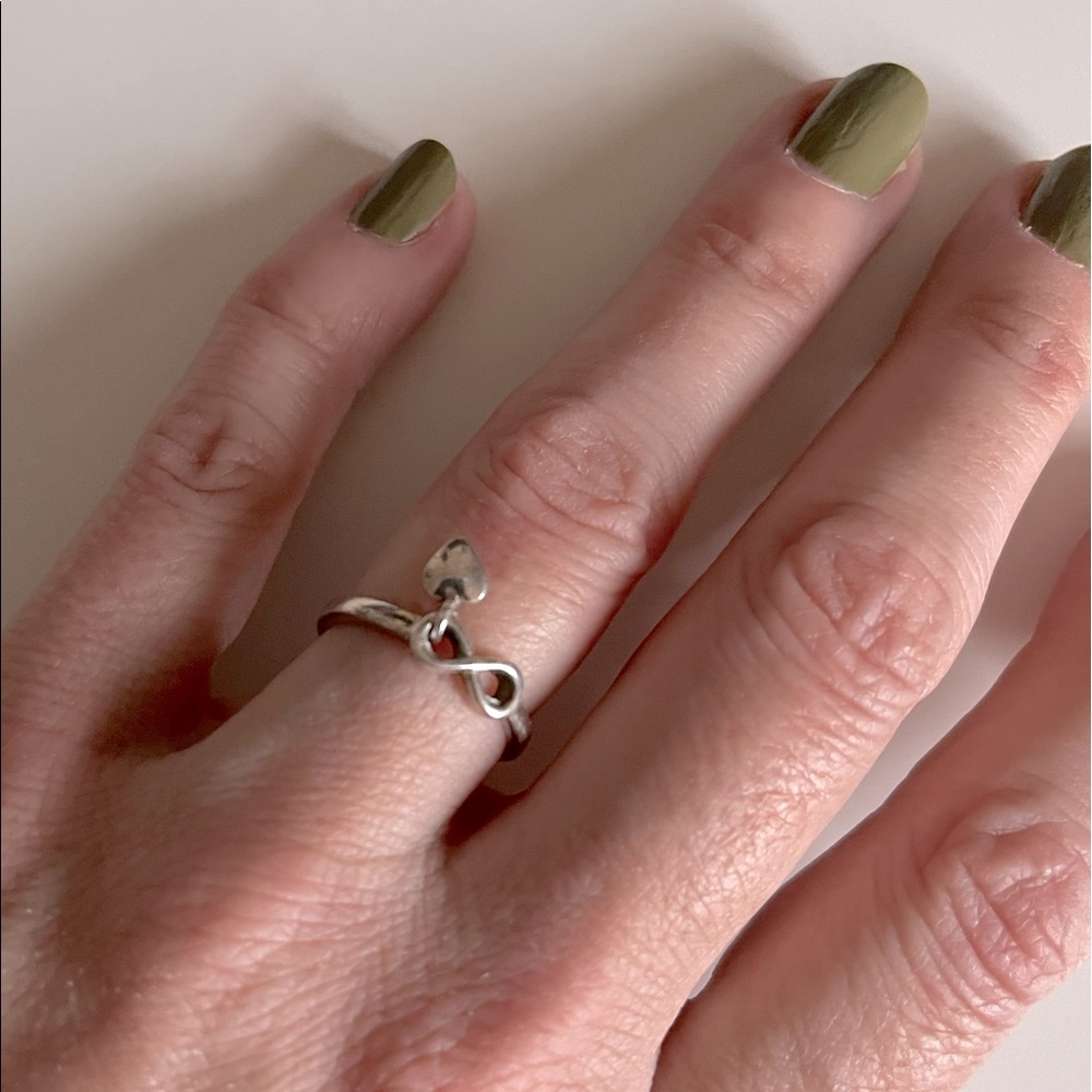 Size 5.75 sterling silver ring 925 infinity and heart dangle